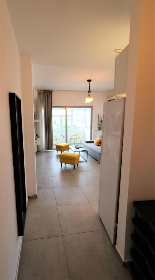 Serenity Heights Apartment: A Panoramic Haven Near Old Town - Free Minibar Boekarest Buitenkant foto