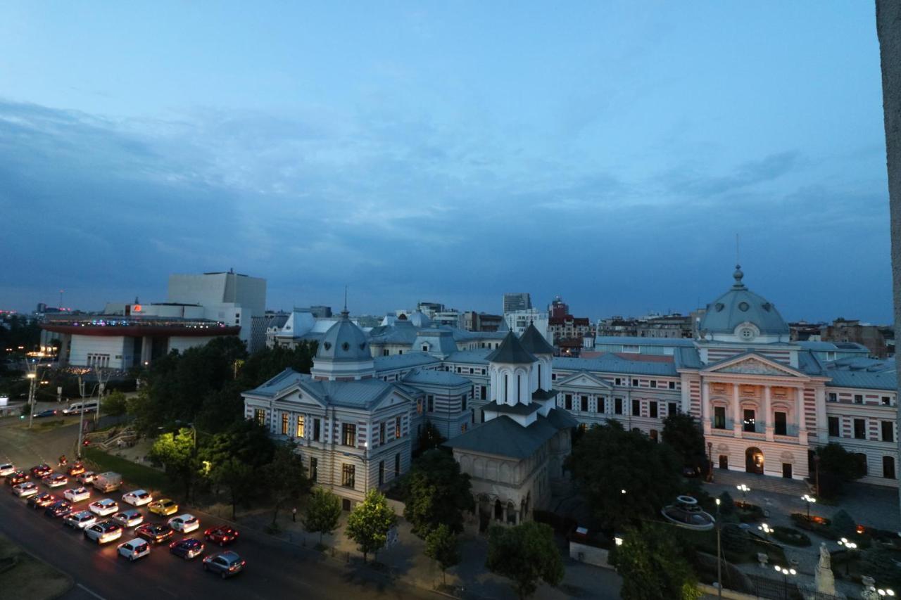 Serenity Heights Apartment: A Panoramic Haven Near Old Town - Free Minibar Boekarest Buitenkant foto