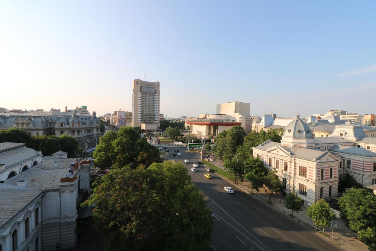 Serenity Heights Apartment: A Panoramic Haven Near Old Town - Free Minibar Boekarest Buitenkant foto