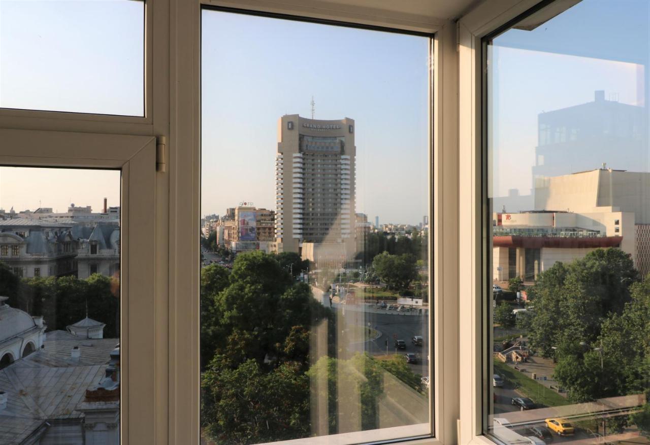 Serenity Heights Apartment: A Panoramic Haven Near Old Town - Free Minibar Boekarest Buitenkant foto